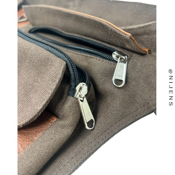Vintage Detail 3
