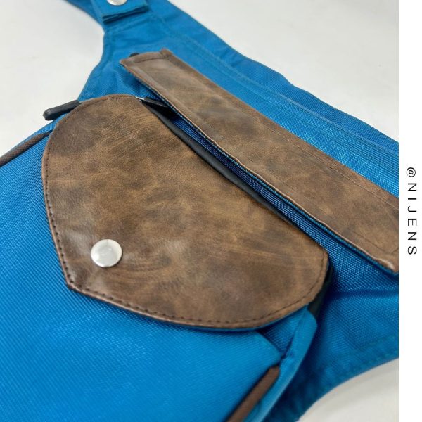 Gassitasche wasserdicht & vegan blau/braun – Bild 2